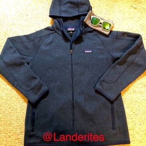 Patagonia unisex XL, 100% Polyester Hooded Shell